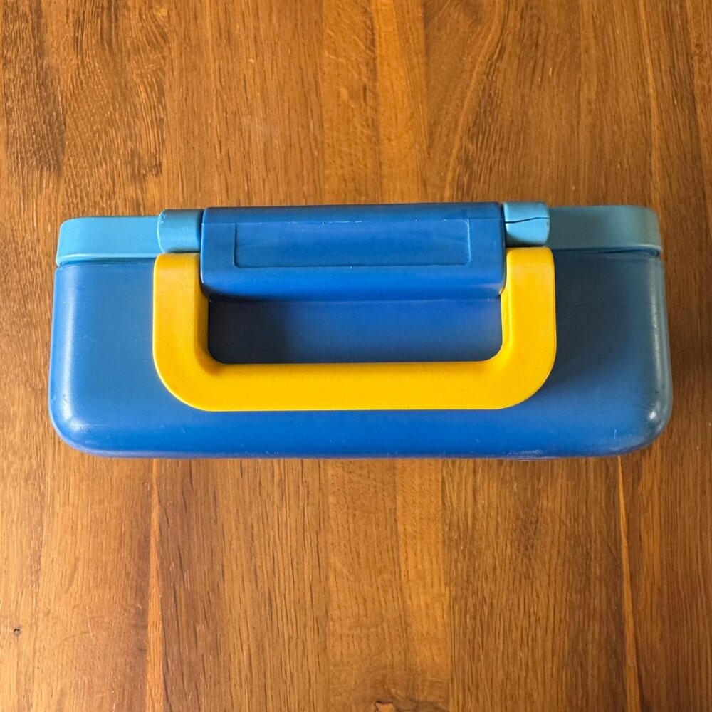 OMIEBOX Kids Lunch Box Blue Yellow School Bento Snacks Omie Snack Child Lunchbox - Picture 9 of 14